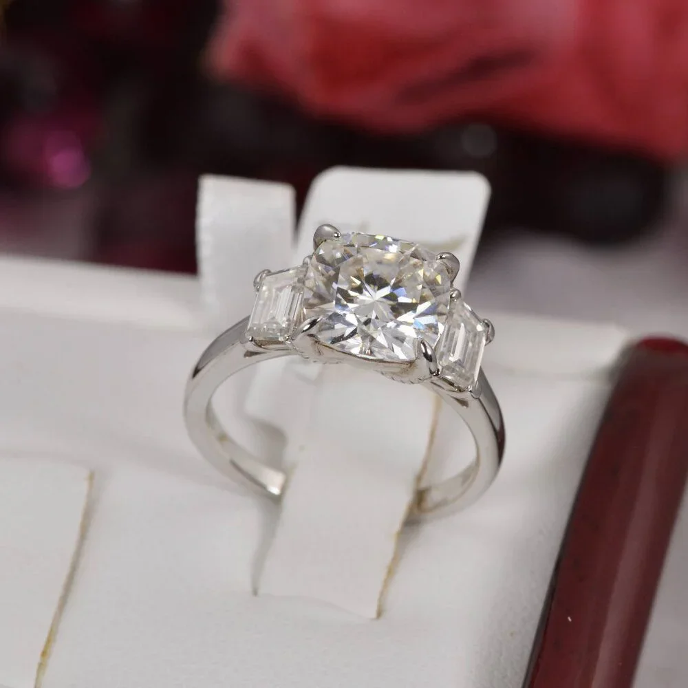 Moissanite 3.5 ct Round Brilliant Cut Egagement Ring 925 Sterling